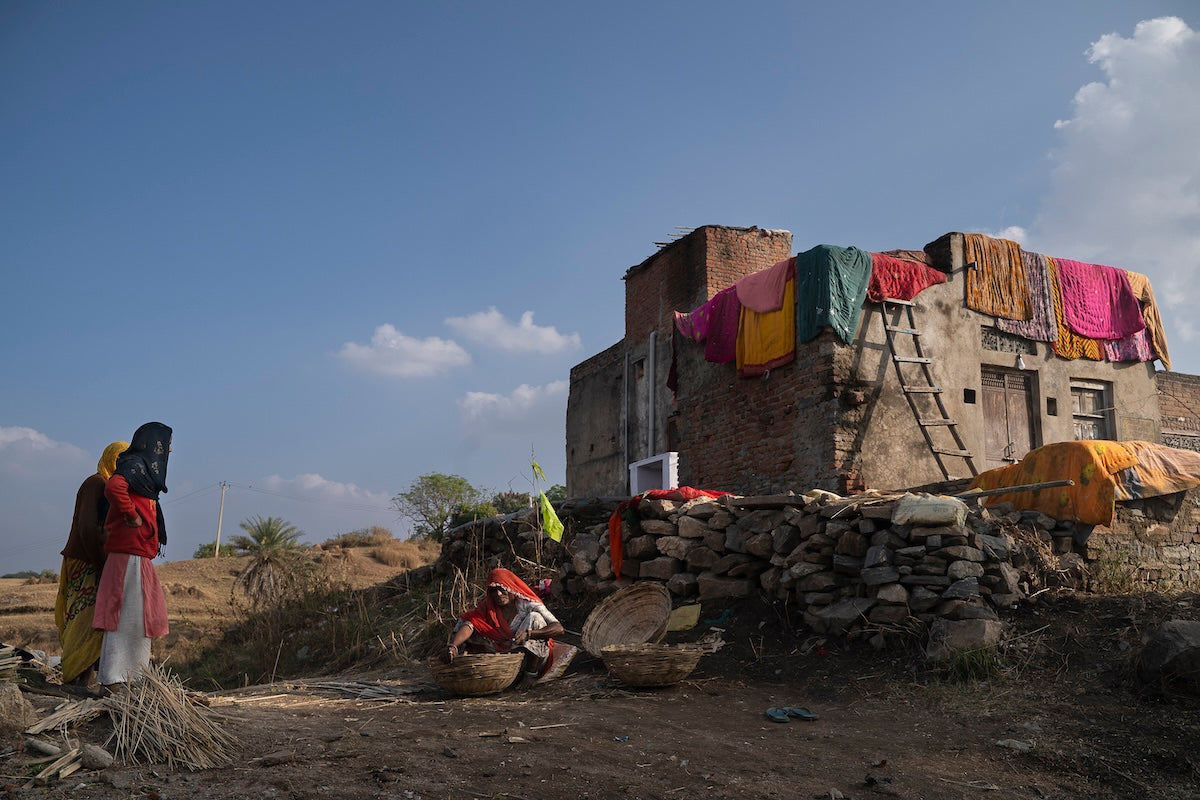 Somewhere between Kumbhalgarh and Udaipur by Karan Khosla - Method